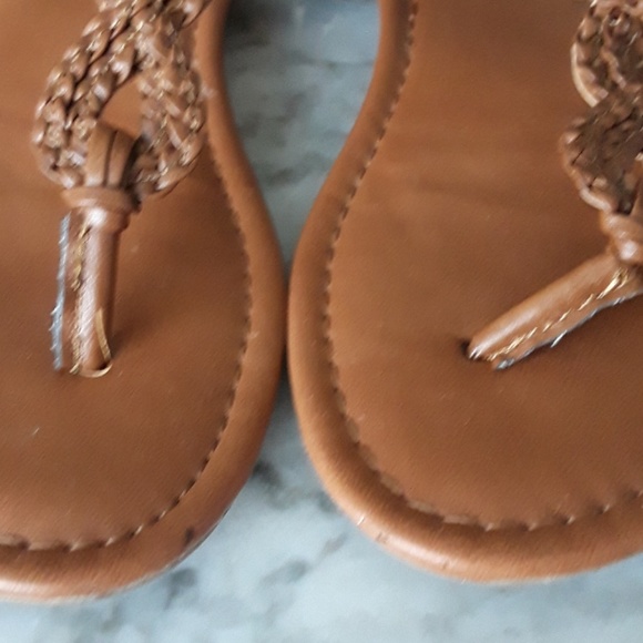 Faded Glory Camel Sandals - Picture 3 of 5